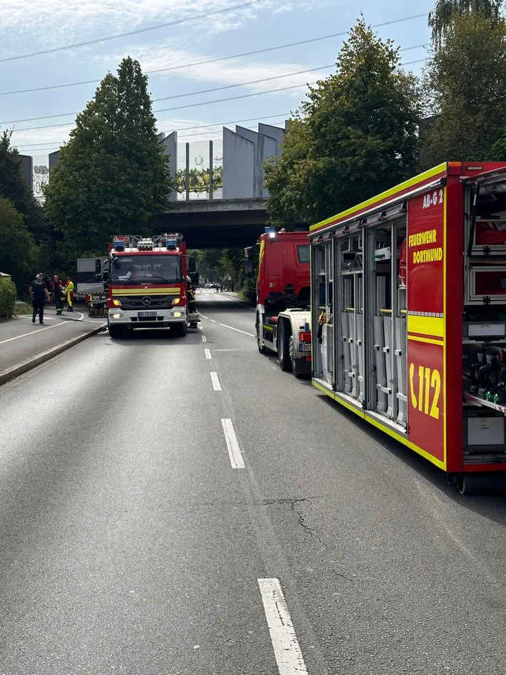 Chemikalienalarm in Brackel: Straßensperrung nach ABC-Einsatz