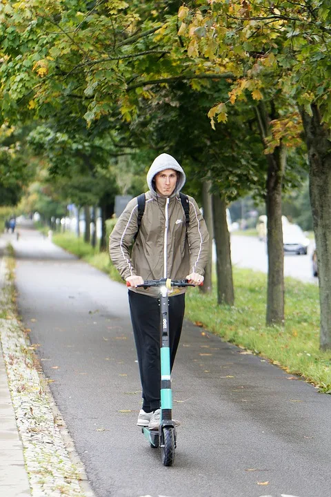 E-Scooter-Fahrt unter Drogen: Jugendlicher in Haßloch erwischt