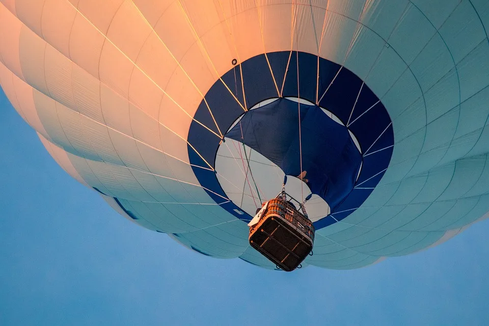 Ein Heißluftballon über Reichenbach: Was die Anwohner erlebten