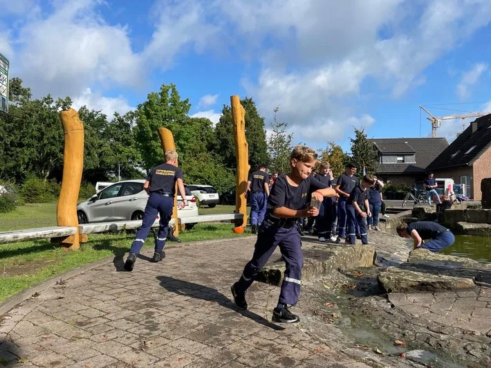 Ein unvergessliches Kreiszeltlager: Jugendfeuerwehren in Alpen aktiv