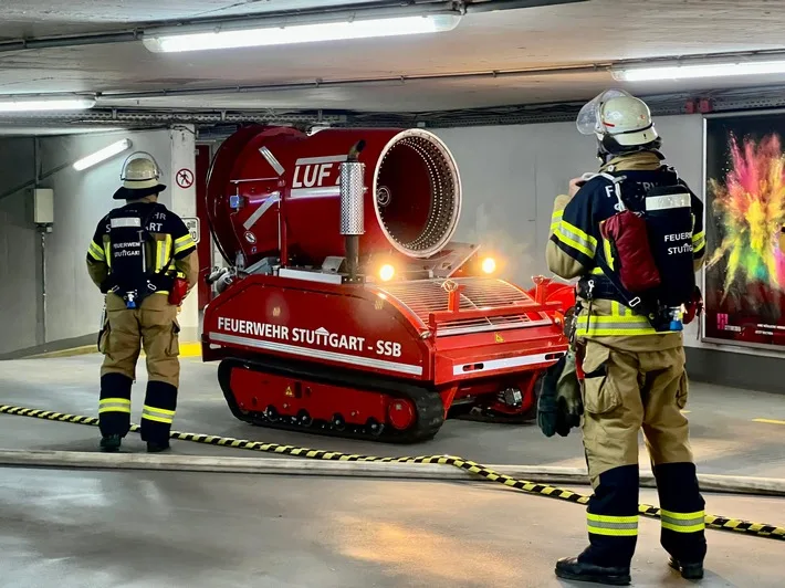 Fahrzeugbrand im SI-Centrum Stuttgart: Kinos geschlossen, Musicals starten verspätet