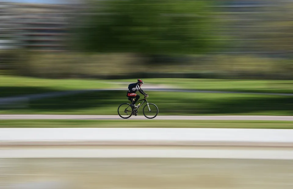 Fünf Unfälle mit Radfahrern im Kreis Viersen: Vorfälle und Gefahren