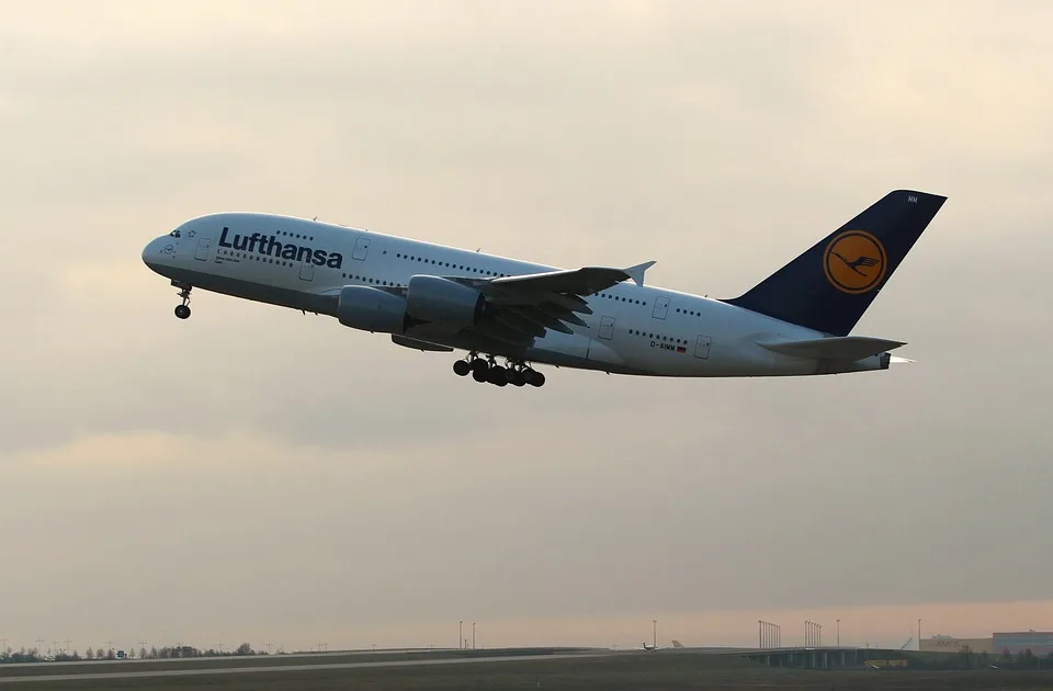 Lufthansa: Streiks der Ufo und VC fordern neue Tarifverträge