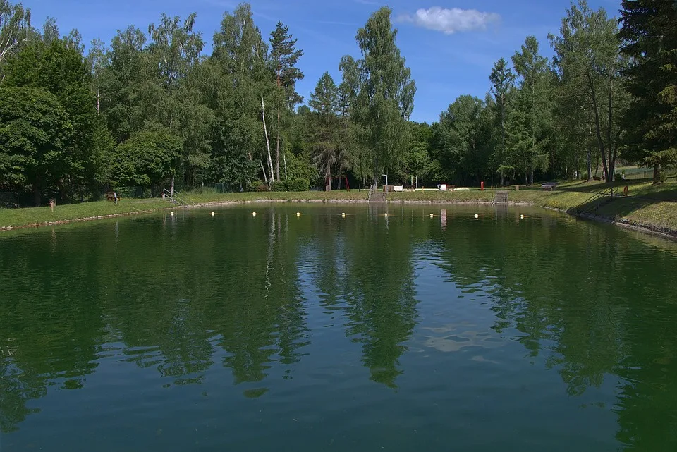 Naturbad Troase begeistert: 25.000ster Badegast herzlich empfangen!