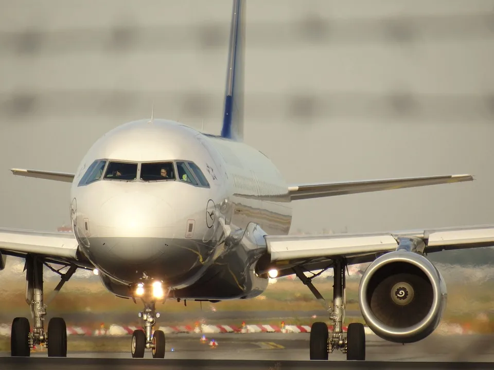 Notruf der Lufthansa: Flug von San Diego landet überraschend in Nürnberg