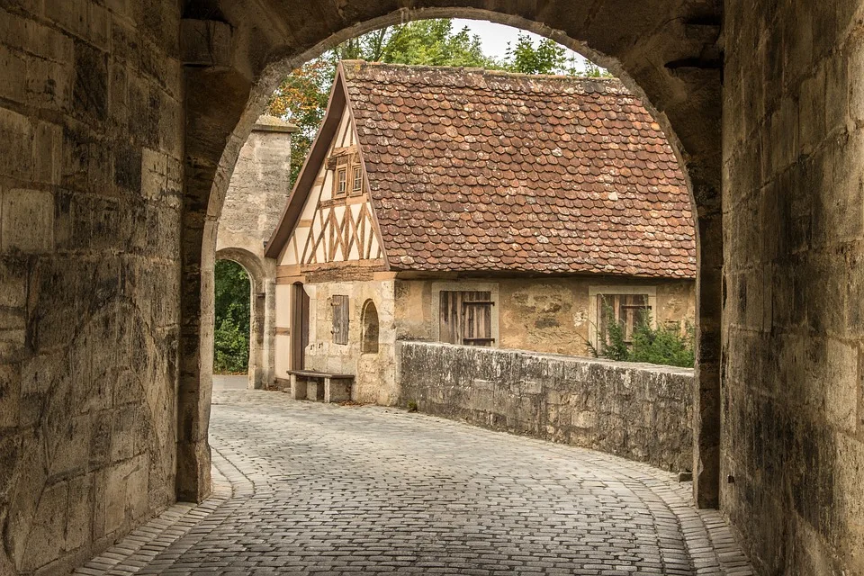 Rothenburg ob der Tauber: Ein mittelalterliches Juwel für Reisende