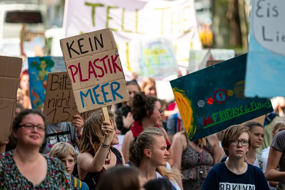 Streit beim Protest: Ermittlungen gegen Polizei nach Tumulten