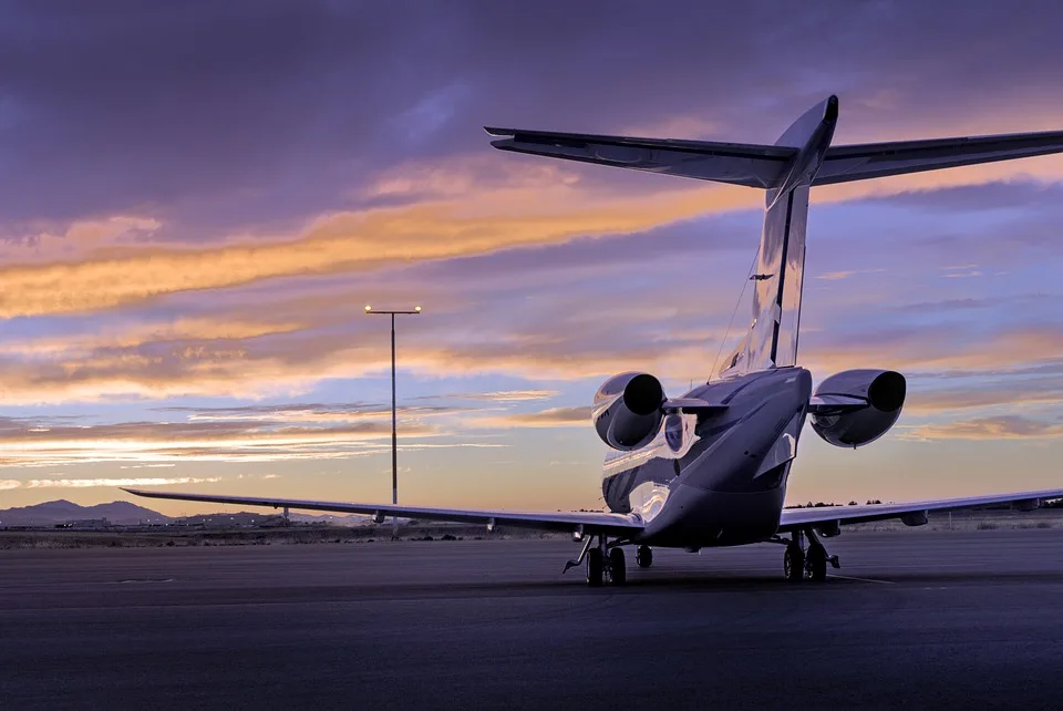 „Innovative Flugzeugkonzepte: Studierende gestalten die Zukunft des Fliegens“