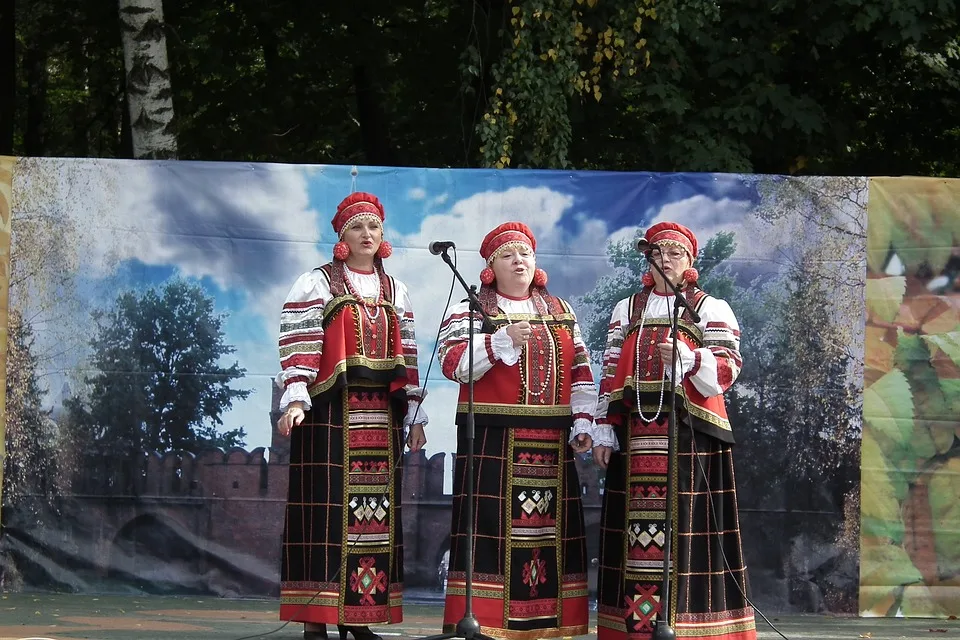 „Peter Orloff und der Schwarzmeer-Kosakenchor: Konzert in Neubrandenburg“