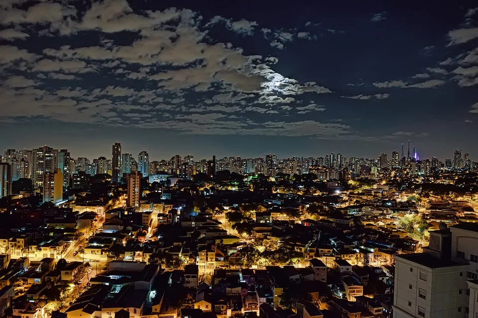 Bolsonaro mobilisiert zu Protesten in São Paulo: Freiheit oder Zensur?