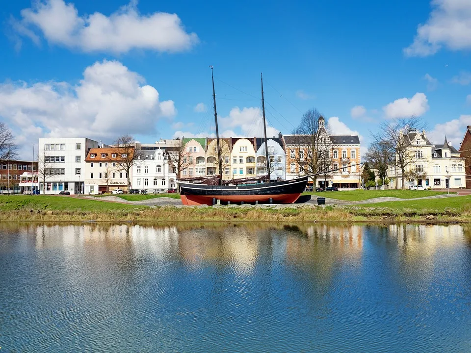 Cuxhaven: Ehrliche Finder retten 2.000 Euro! So ging die Geschichte weiter.