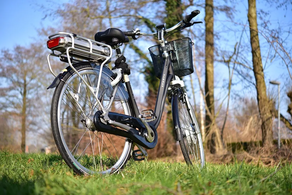 E-Bike-Dieb in Augsburg entdeckt: Passantin schlägt Alarm!