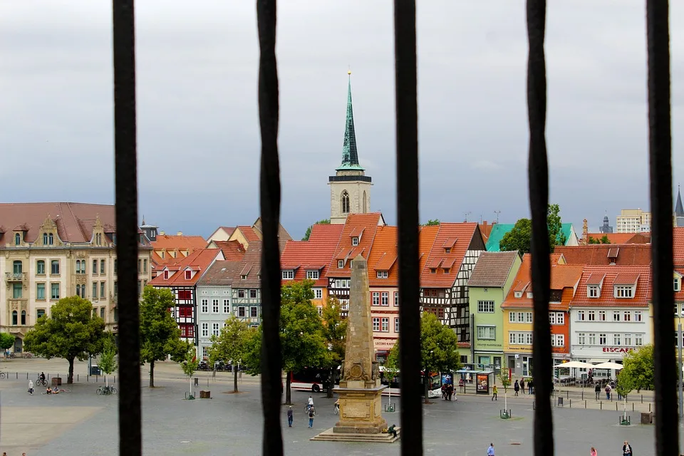 Erfurt: Wochenendgewalt gegen Fahrzeuge – Polizei ermittelt