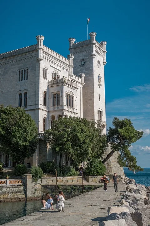 Exklusive Einblicke: Schloss Marienburg plant große Ausstellung während Sanierung