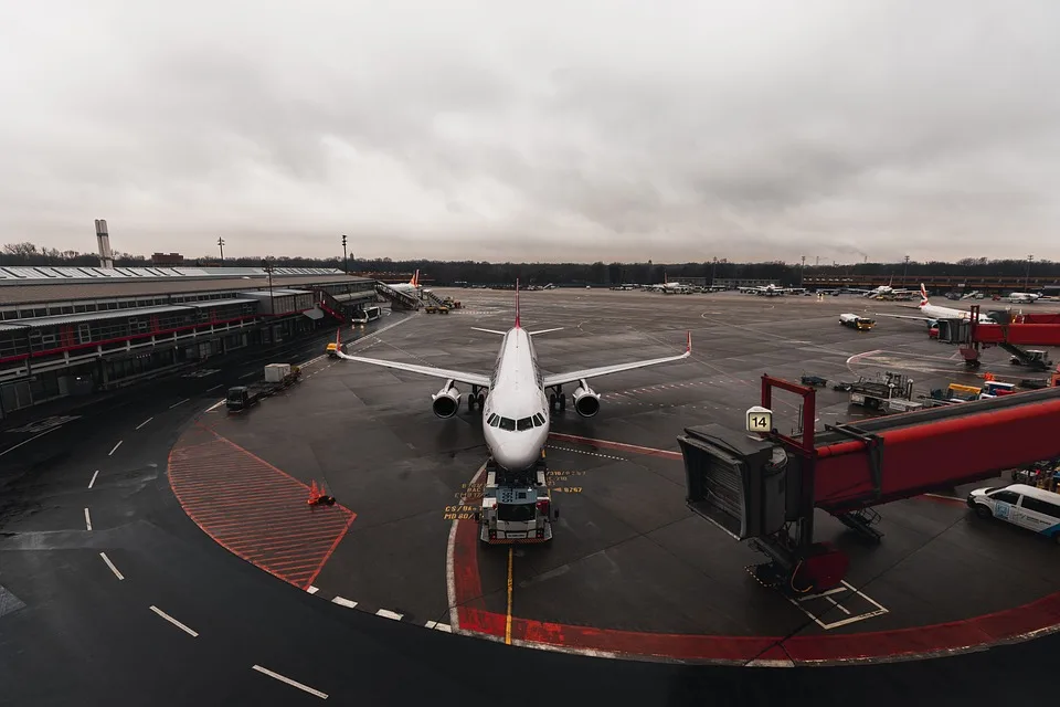 Flughafen Donaueschingen: Wirtschaftlicher Rückgang trotz Gewinn!