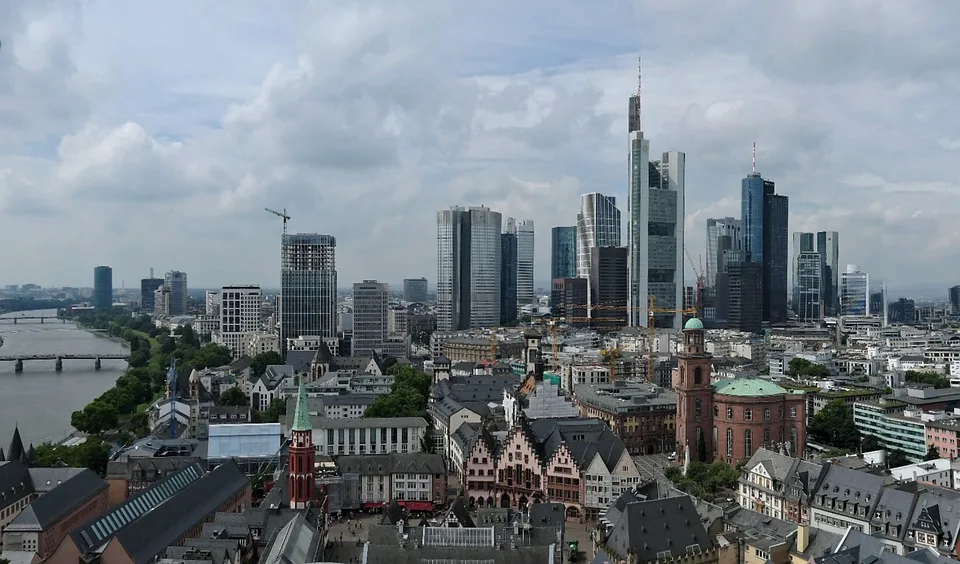 Frankfurt testet Gütertram: Eine Lösung gegen Verkehrschaos?