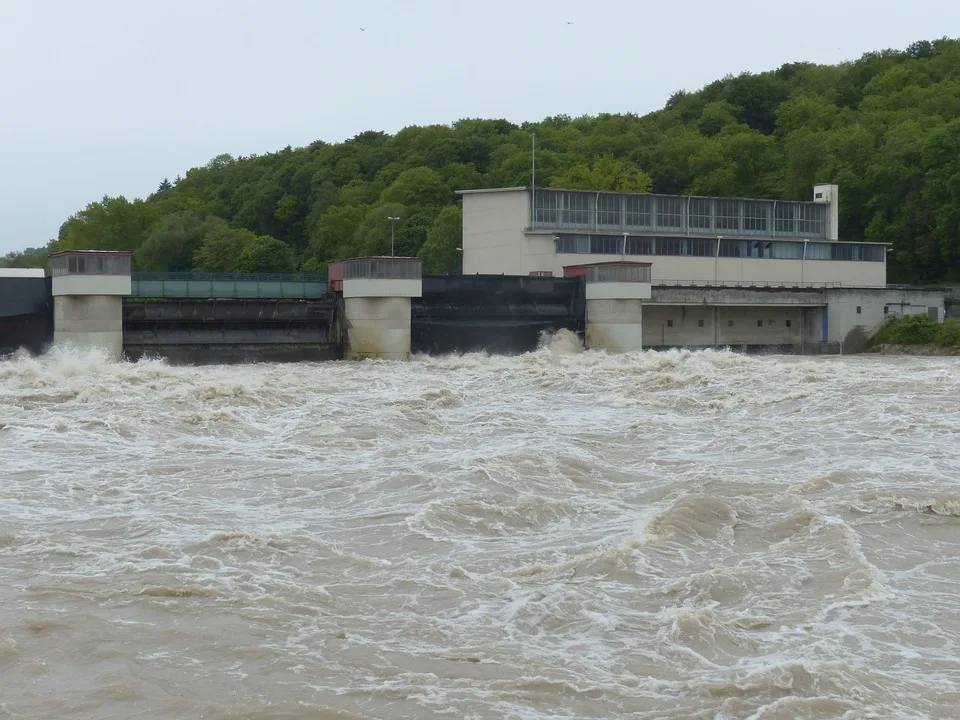 Hochwasser-Alarm in Sachsen und Brandenburg: Elbe steigt weiter!