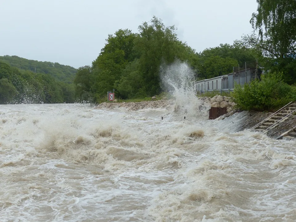 Hochwasseralarm in Dresden: Stadt bereitet sich auf drohende Flut vor!