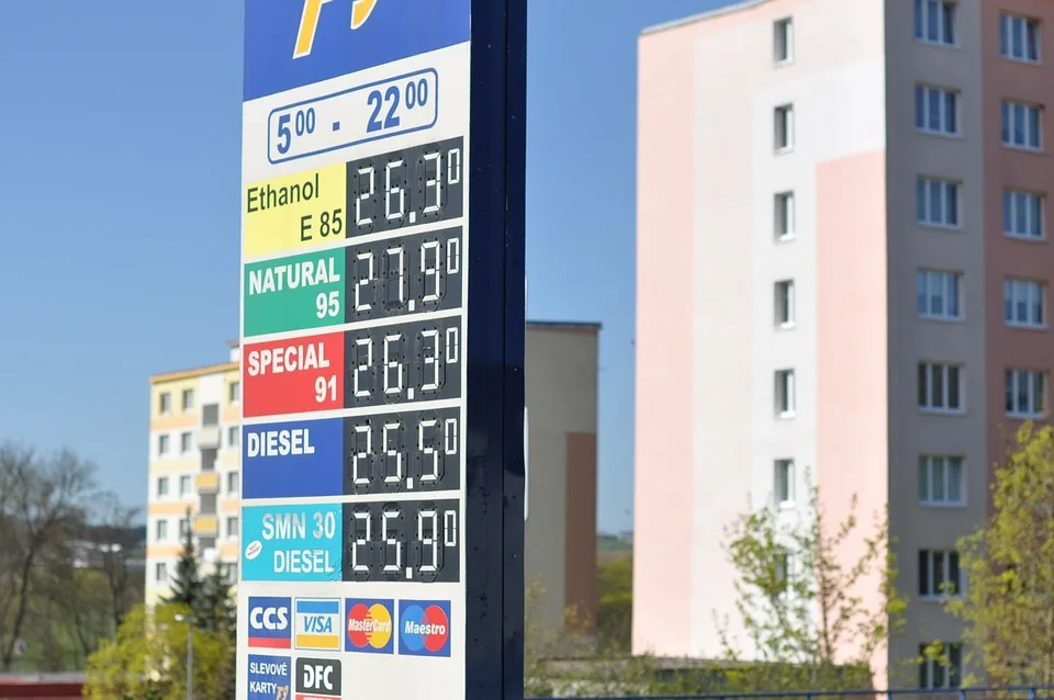 Maskierter Überfall auf Tankstelle in Bonn: Polizei sucht Zeugen