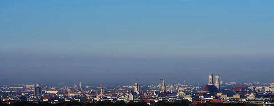 München auf der Straße: Metaller fordern 7 % mehr Lohn!