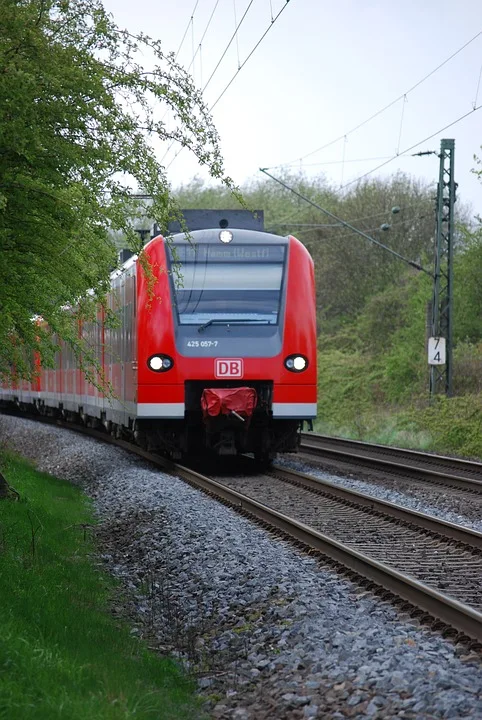 S-Bahn-Linie 15: Pendlertraum von der Eifel nach Hürth wird wahr!