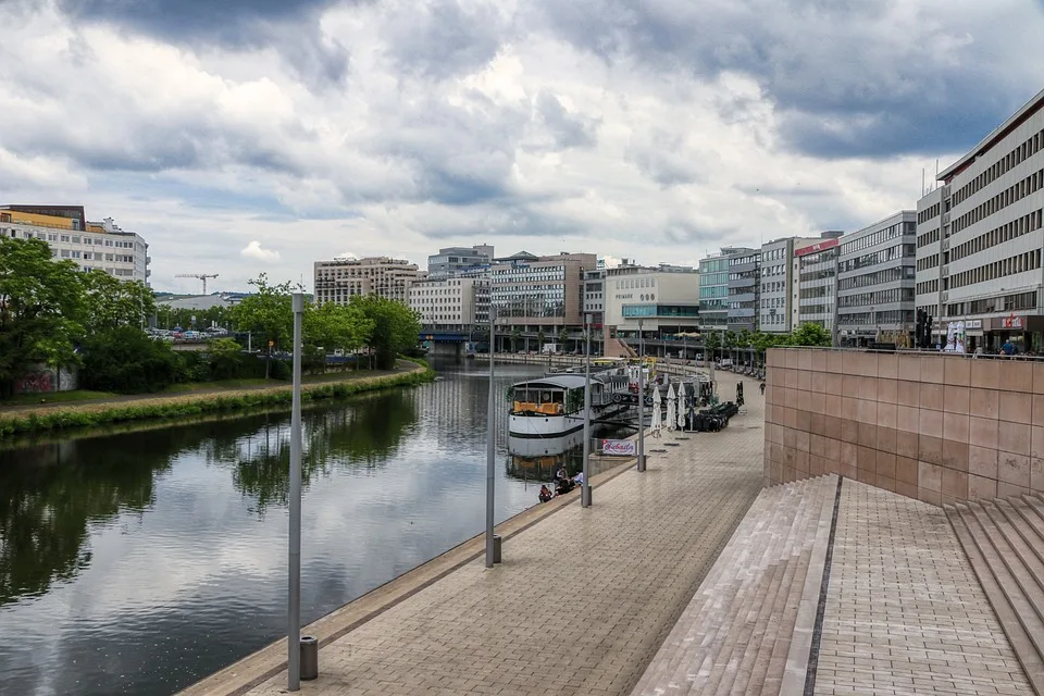 Saarbrücken empfängt Unterhaching: Wer holt sich die Punkte?