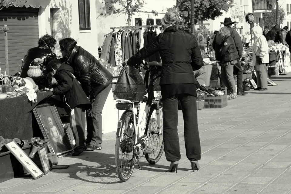 Schätze entdecken! Stadtteilflohmarkt  Am Homburg  lockt Schnäppchenjäger