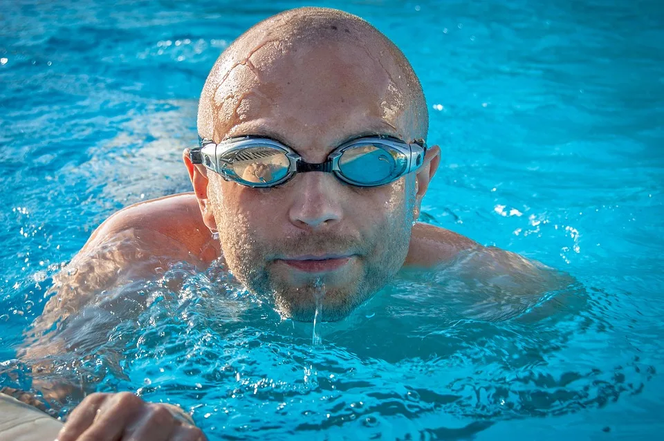 Sternenschwimmen in Plaidt: 2.000 Euro für krebskranke Kinder gesammelt!