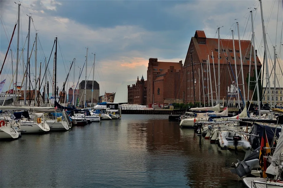 Stralsund: Alkoholisierter Mann sorgt für Tumult am Alten Markt