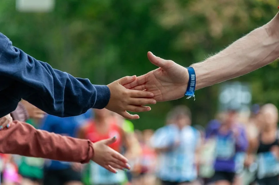 Stricken für den guten Zweck: 12-Stunden-Marathon im Möbelhaus Zaß!