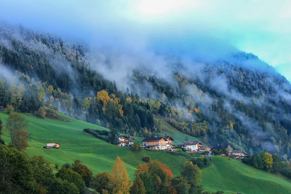 Temporäre Holzhäuser in Mittenwald: Ein Blick auf fliegende Bauten