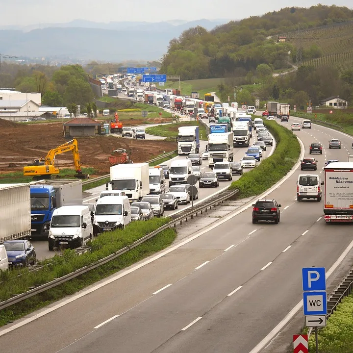 Verkehrschaos in NRW: Aktuelle Autobahnsperrungen im Überblick