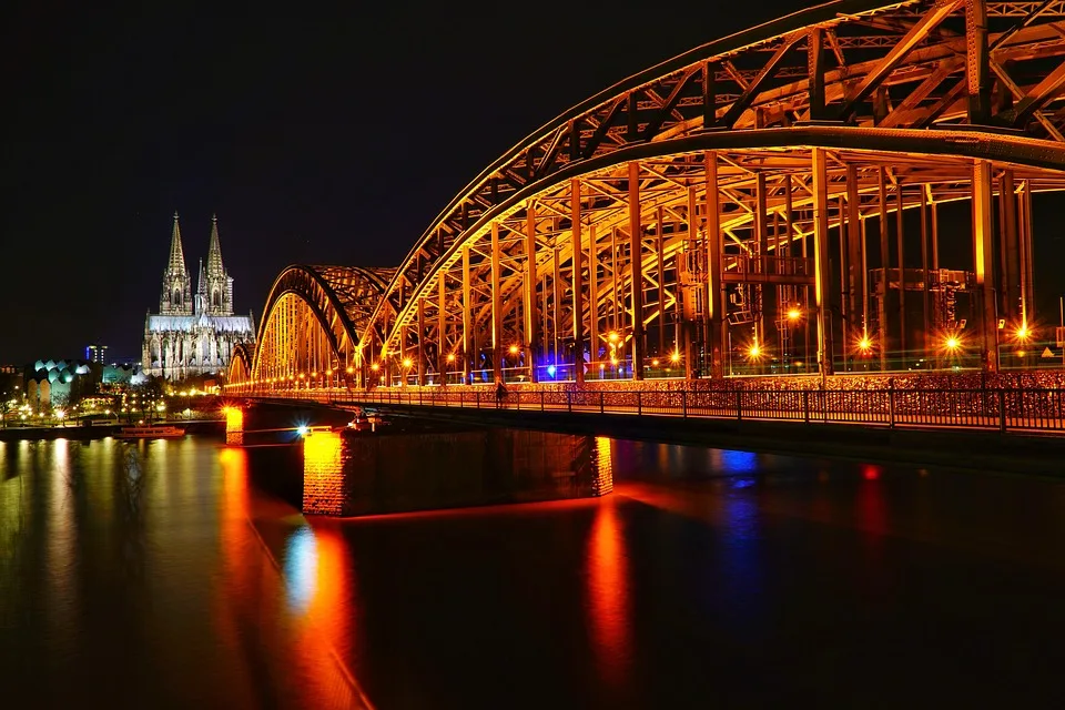 Woelki feiert zehn Jahre in Köln: Mit Skandalen und Umbrüchen konfrontiert!