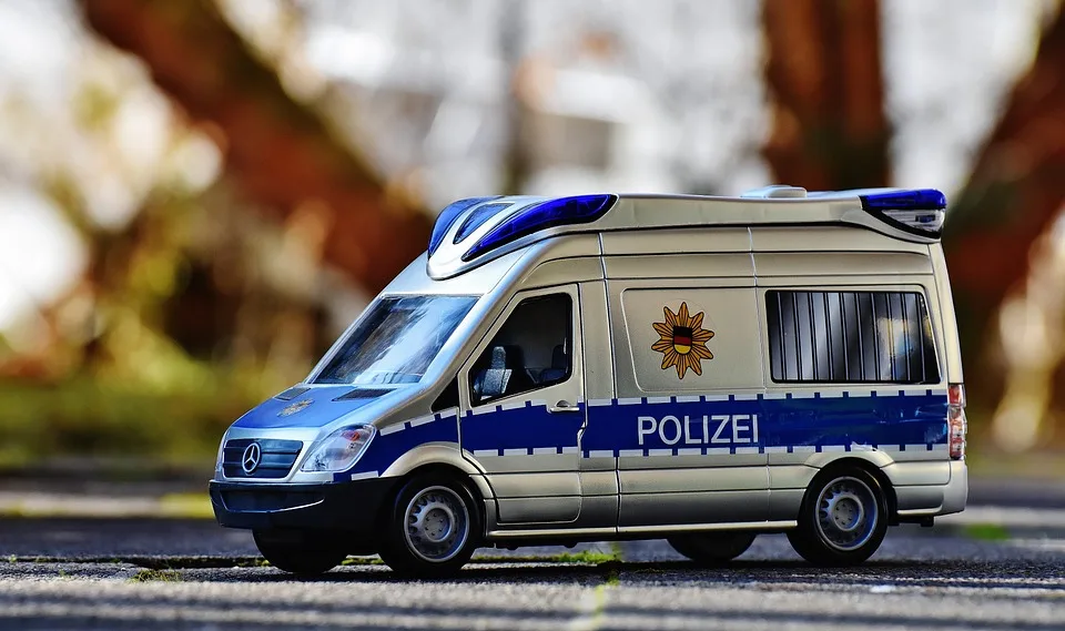 Zahlreiche Verkehrsverstöße in Elmshorn: Polizei fordert mehr Kontrollen!