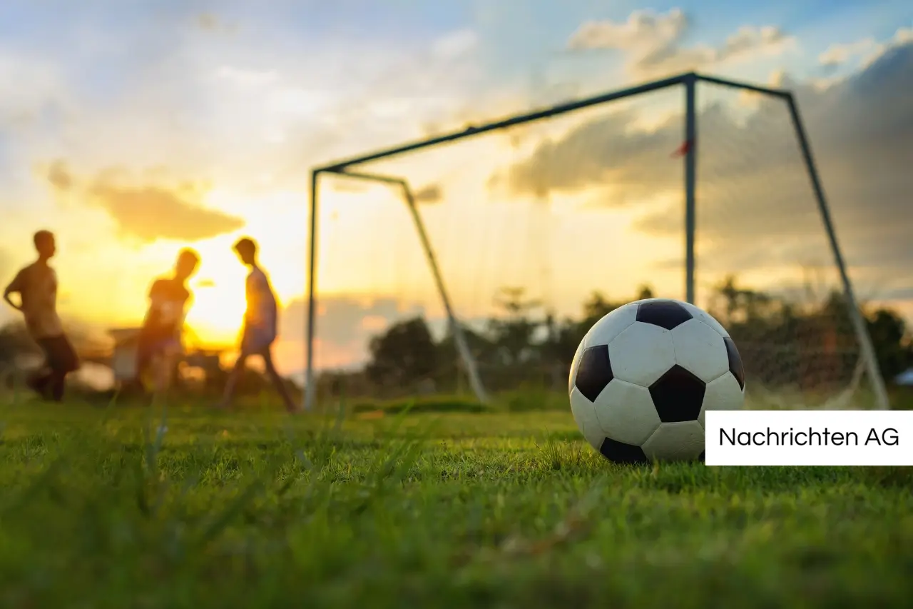 Historisches Fußball-Halbfinale: Lok Stendal gegen Sangerhausen live!